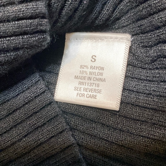 Dressbarn jet black cowl sweater 82% rayon 18% nylon stretchy small - Picture 4 of 7